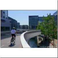 2023-06-12 Südhafen, Bicycle Snake 01.jpg